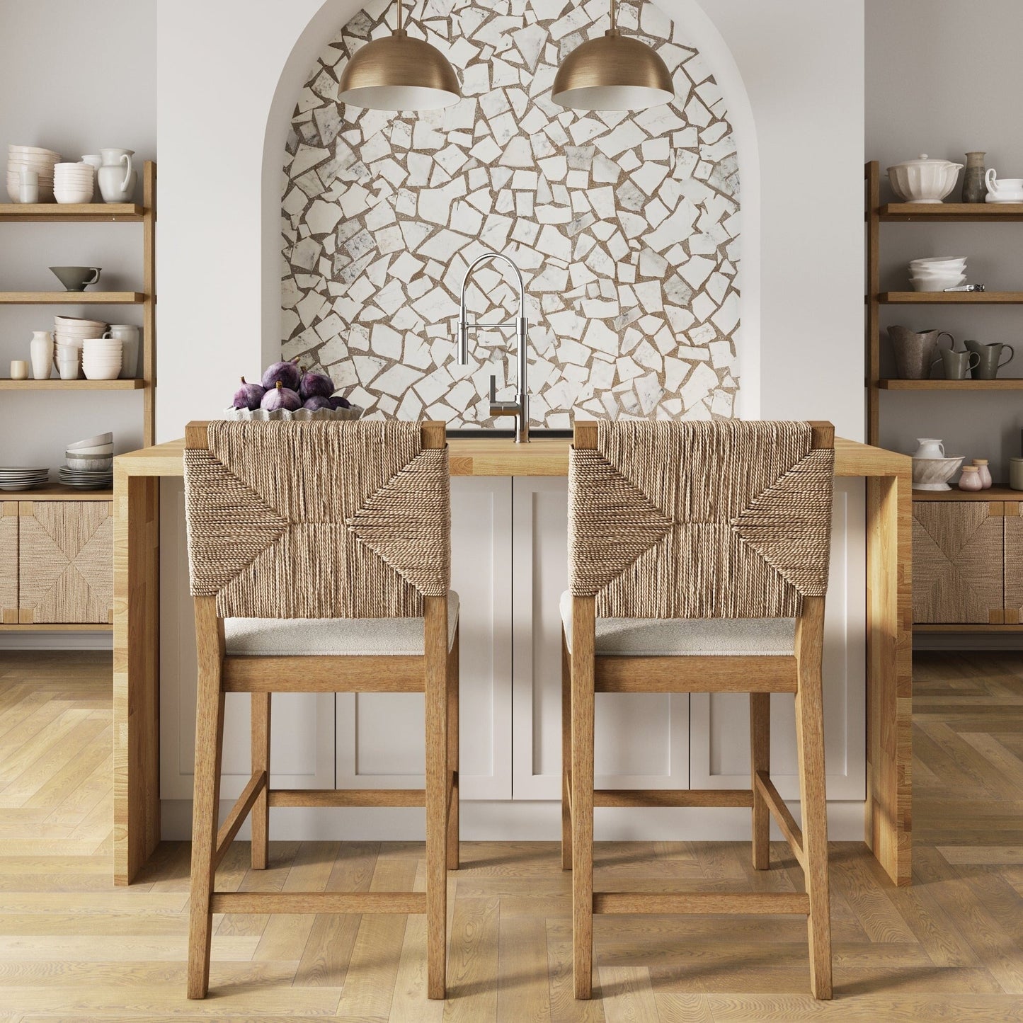 Tabouret de bar Beacon Bohemian Boucle, chaise de comptoir rembourrée avec cadre en bois massif et dossier en jonc de mer tressé