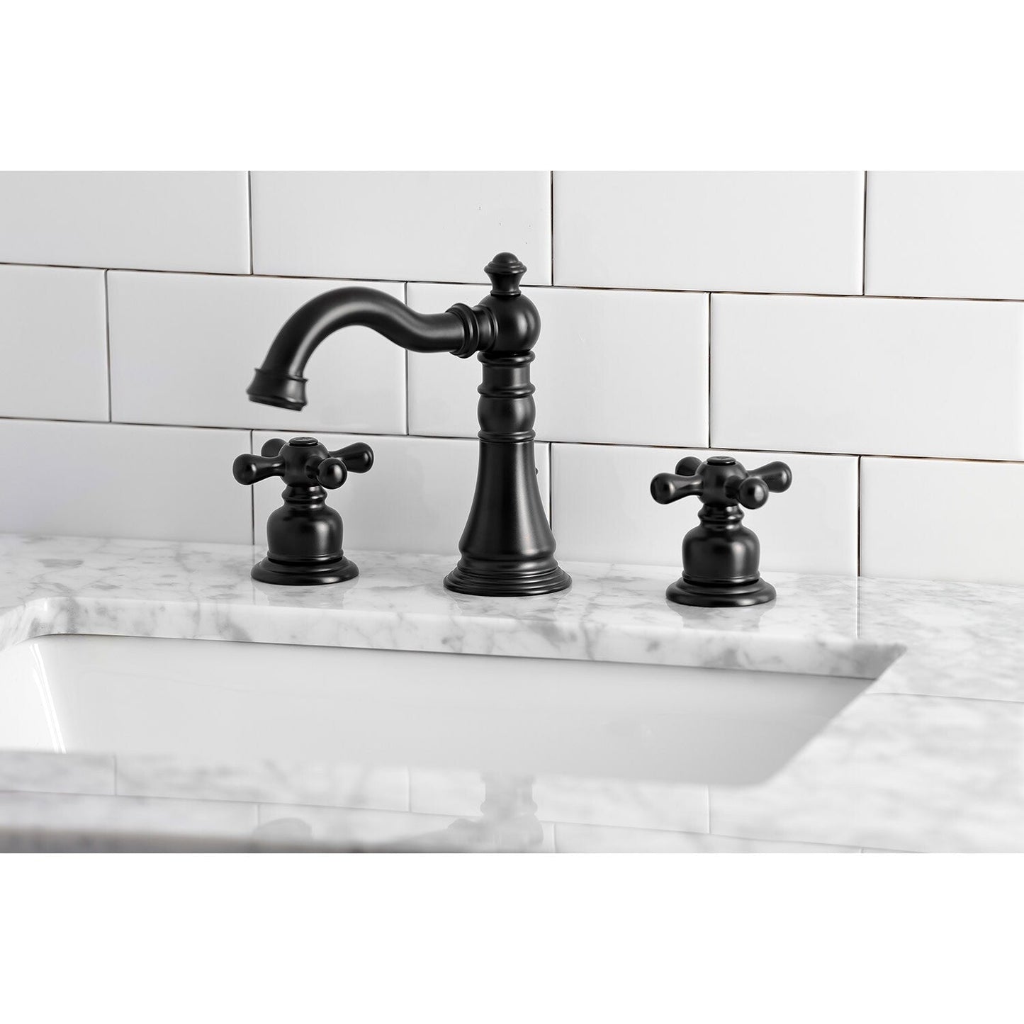 Robinet de salle de bain American Classic 8 po à large entraxe