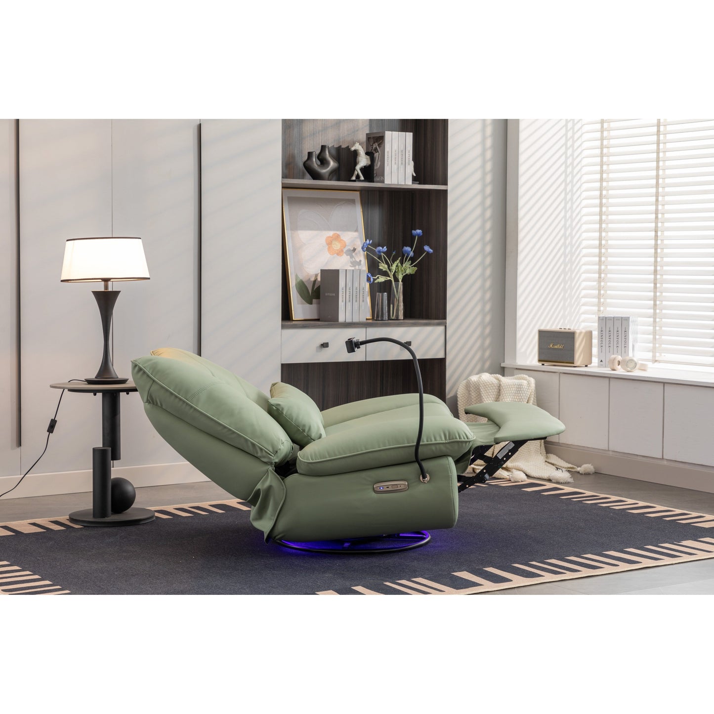 Fauteuil inclinable pivotant et électrique avec haut-parleurs Bluetooth, support de téléphone, ports de chargement USB et Type-C, rangement dissimulé des accoudoirs