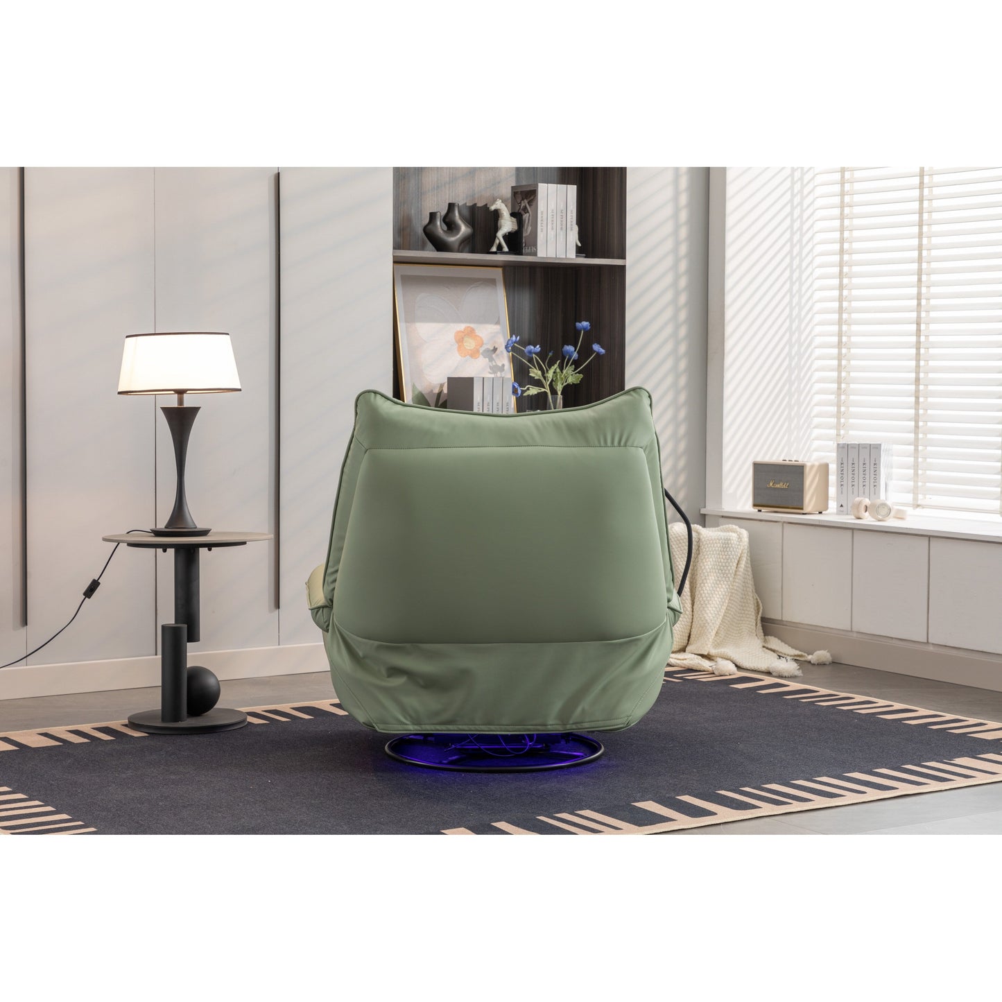 Fauteuil inclinable pivotant et électrique avec haut-parleurs Bluetooth, support de téléphone, ports de chargement USB et Type-C, rangement dissimulé des accoudoirs