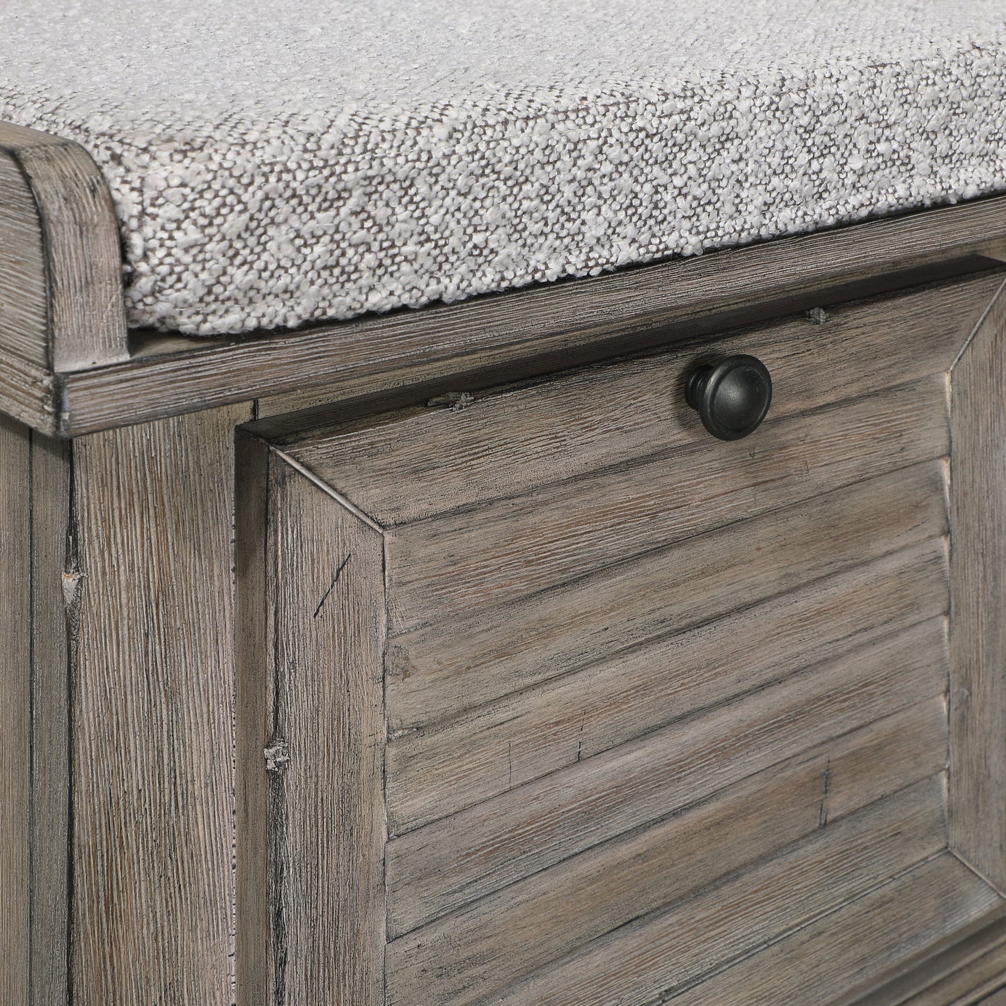 Le banc de rangement Arbakka de Gray Barn