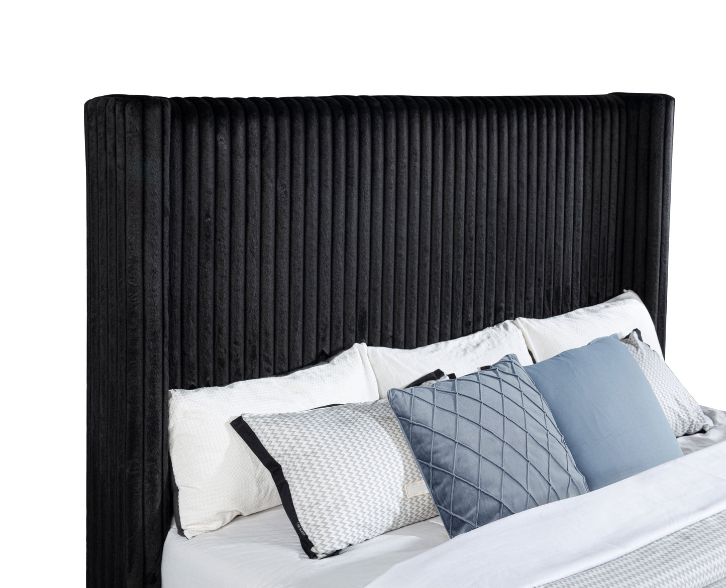 Lit télé rembourré Centergrove Eastern King Wingback noir
