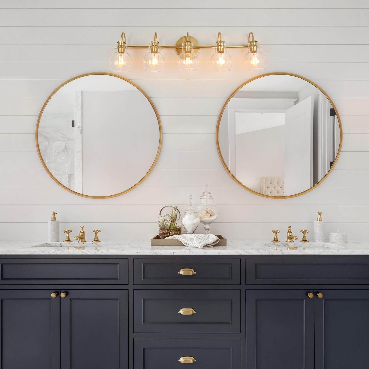 Applique murale moderne en verre à 3 lumières pour salle de bain