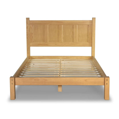 Lit plateforme en bois massif de style shaker avec meubles en bois de grain