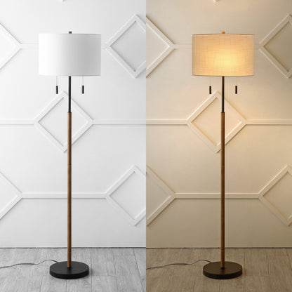 Lampe de sol à LED Koda 61 rustique en fer avec chandelier et chaînes de traction, finition bois marron/noir par JONATHAN Y