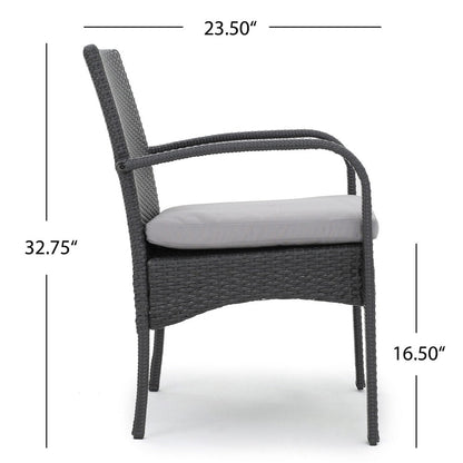 Ensemble bistrot d'extérieur Peterson 3 pièces en osier avec coussins par Christopher Knight Home