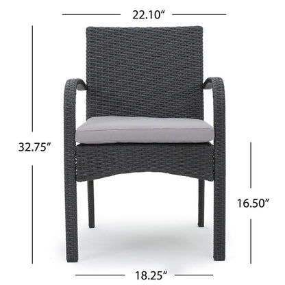 Ensemble bistrot d'extérieur Peterson 3 pièces en osier avec coussins par Christopher Knight Home